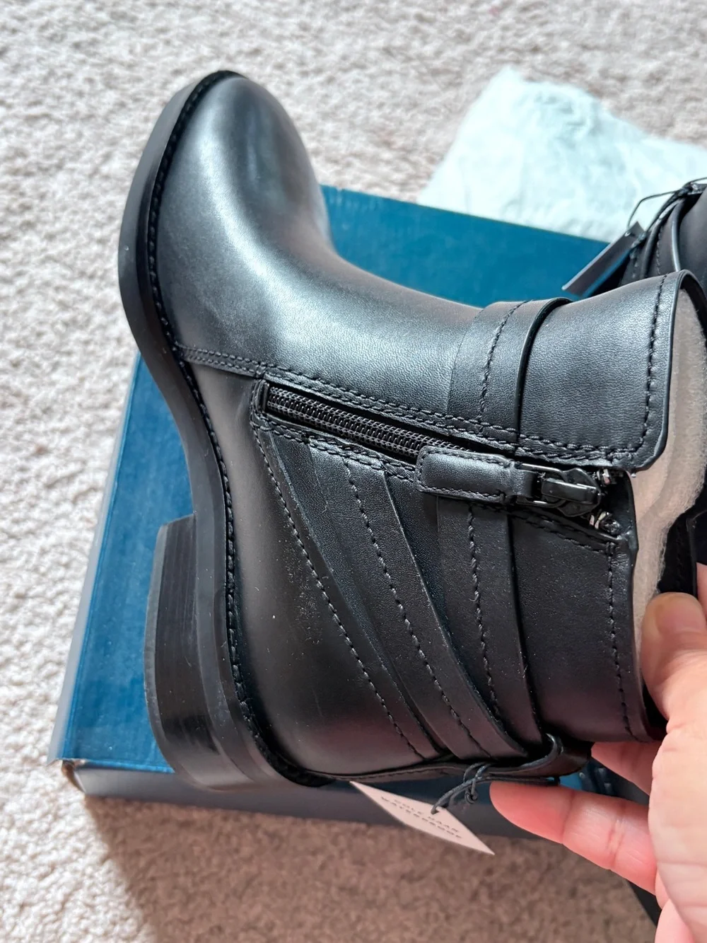 Cole Haan Rosalyn Black Leather ankle boots sizs 5